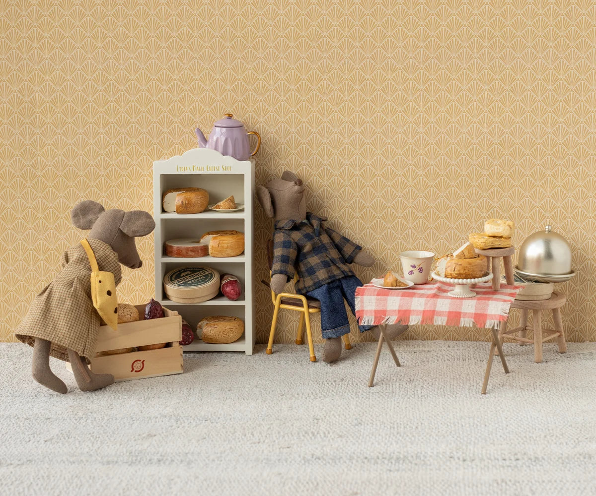 Maileg Mum Mouse in dress with bag, imaginative toy set by Maileg, perfect for creative play at Bungalow Furniture.