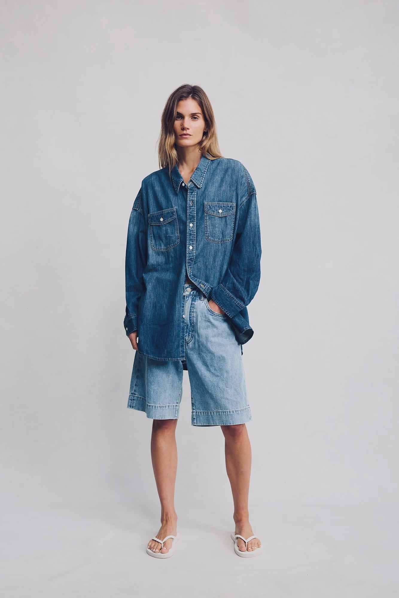 L'Appartement  DENIMIST/デニミスト　クラシックTシャツ DENIMIST/デニミスト】 BUTTON FRONT SHIRT（シャツ／ブラウス）｜L