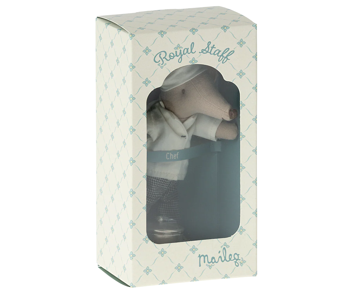 The Maileg Chef Mouse W/ Pot / Big Brother, dressed in a white chef's outfit, is visible through the clear window of its decorative "Royal staff" box—an adorable Maileg collectible for any playset.