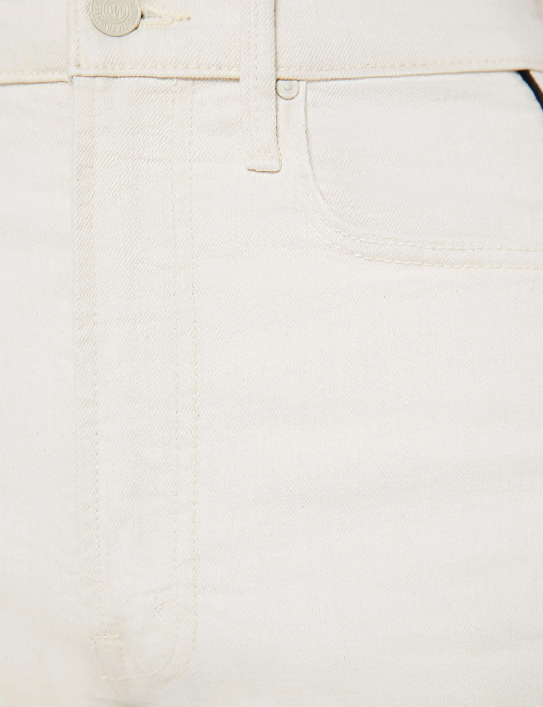 Close-up of the waistband and pocket of Mother’s The Half Pipe Ankle in Act Natural. The light beige denim showcases a cotton blend weave, with a top button and belt loop visible.